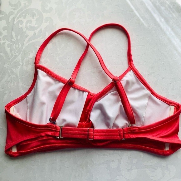 Watermelon pink V twist front Dcup size bikini top - Picture 2 of 8